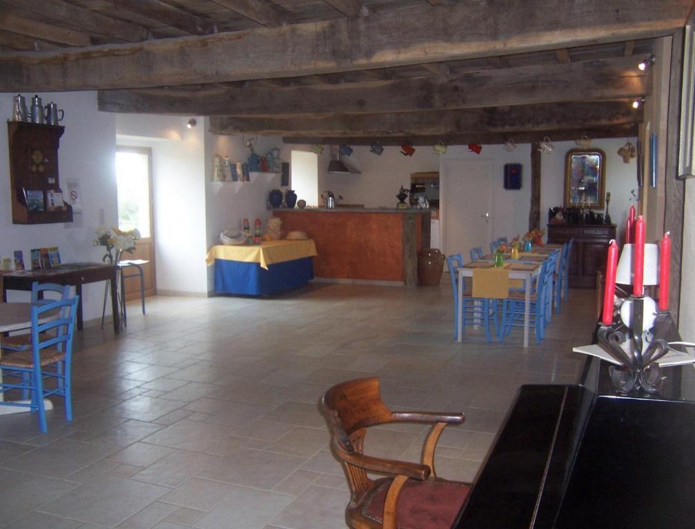 Bed and Breakfast Le Colombier De Kerguezec Surzur Esterno foto