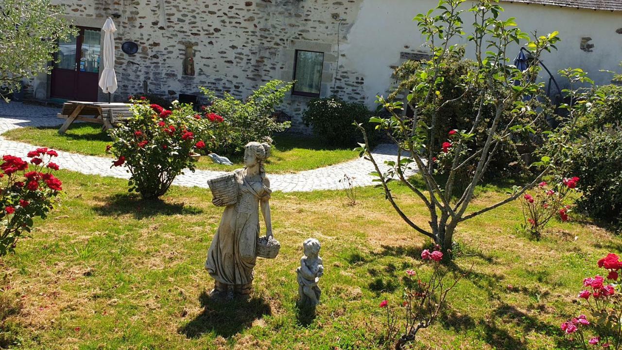 Bed and Breakfast Le Colombier De Kerguezec Surzur Esterno foto