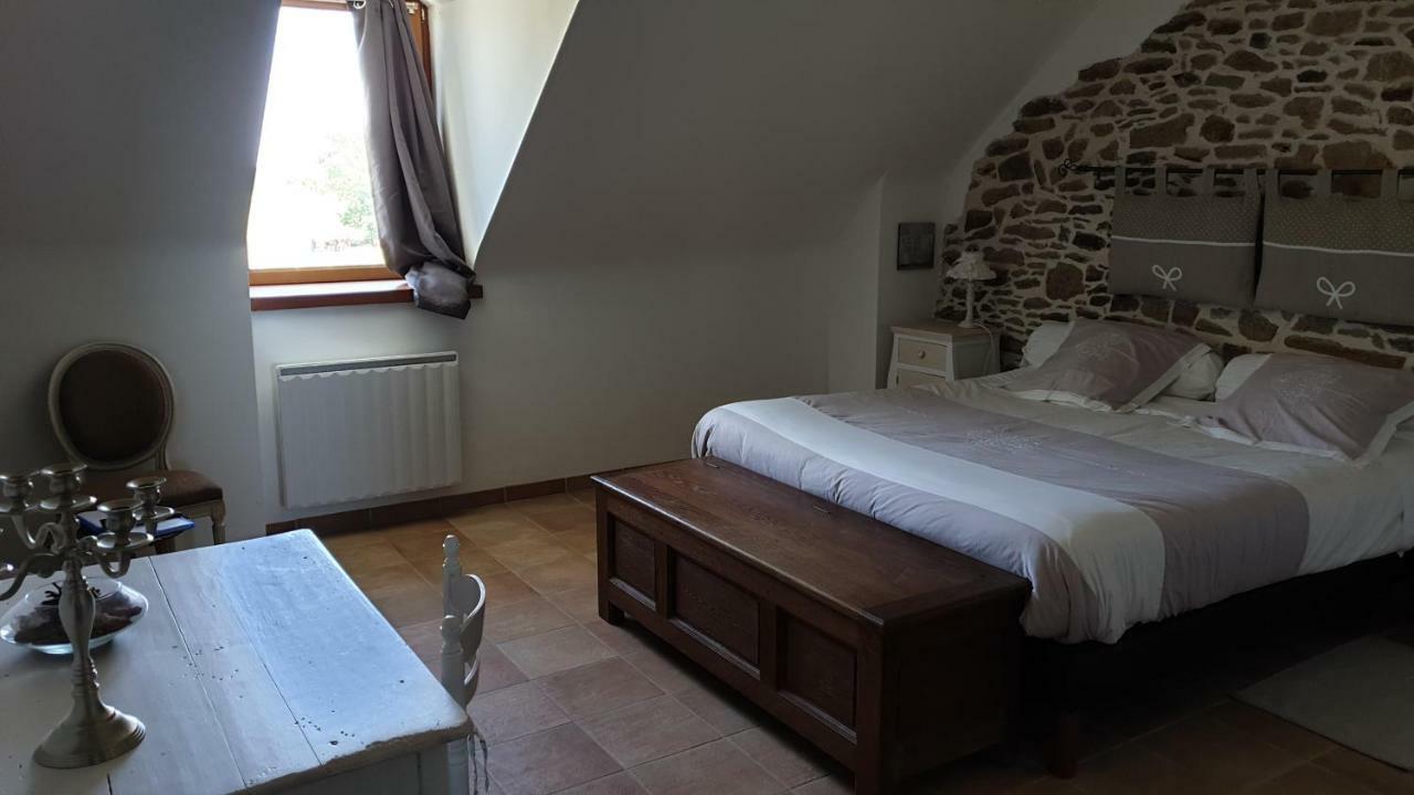 Bed and Breakfast Le Colombier De Kerguezec Surzur Esterno foto